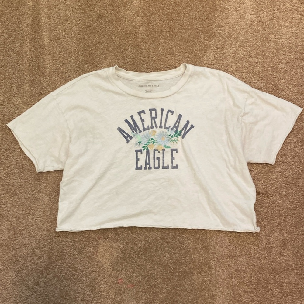 American Eagle cropped graphic tee